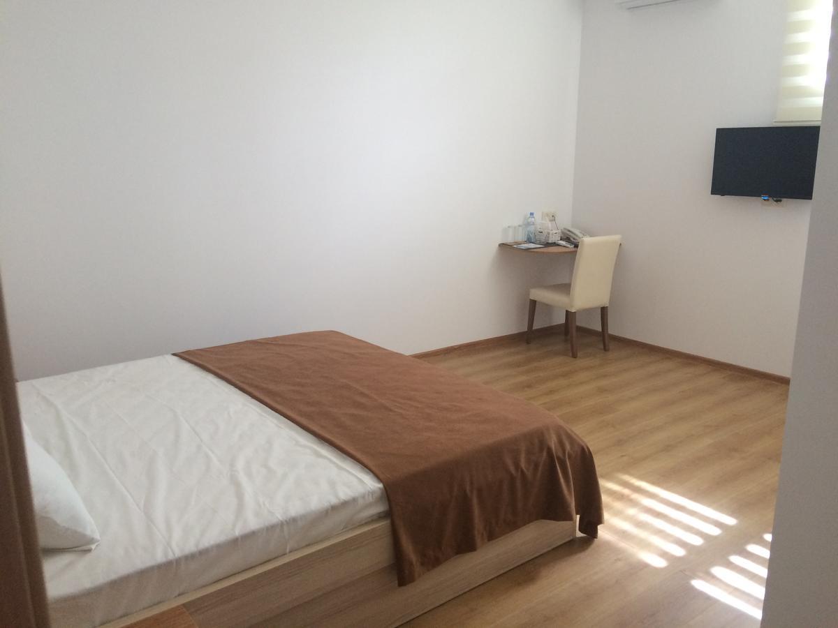 Hotel Marseille Batumi Eksteriør billede