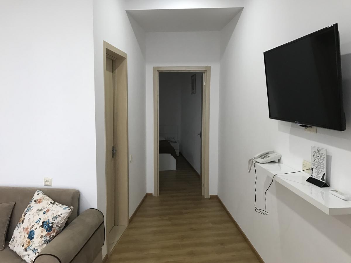 Hotel Marseille Batumi Eksteriør billede