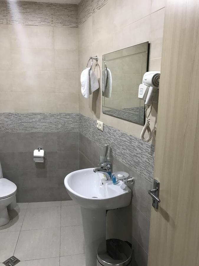 Hotel Marseille Batumi Eksteriør billede