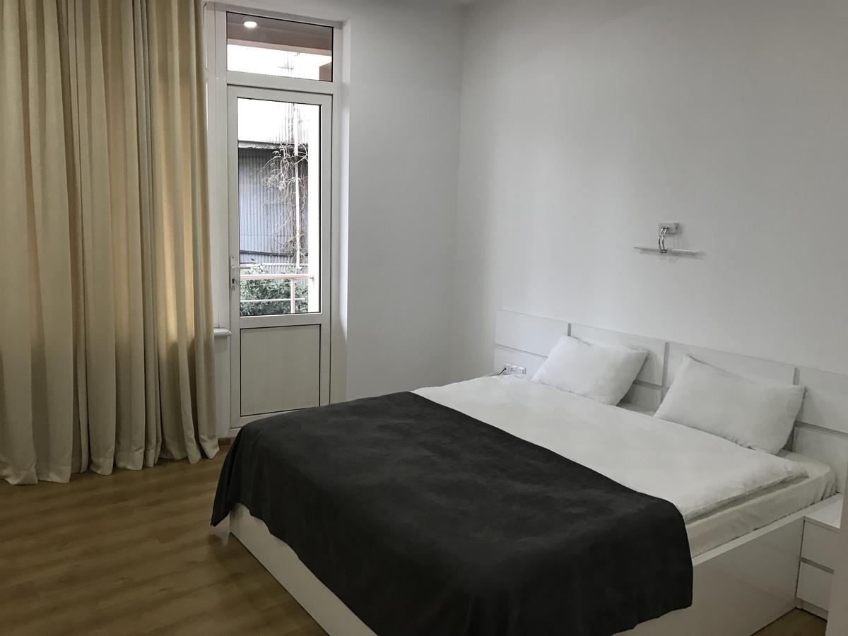 Hotel Marseille Batumi Eksteriør billede