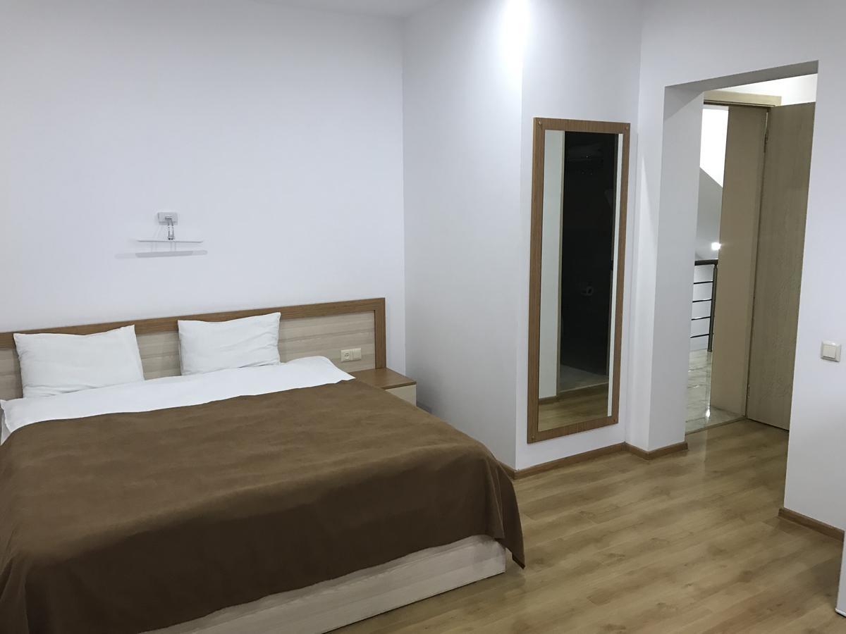 Hotel Marseille Batumi Eksteriør billede