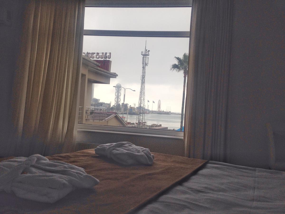 Hotel Marseille Batumi Eksteriør billede
